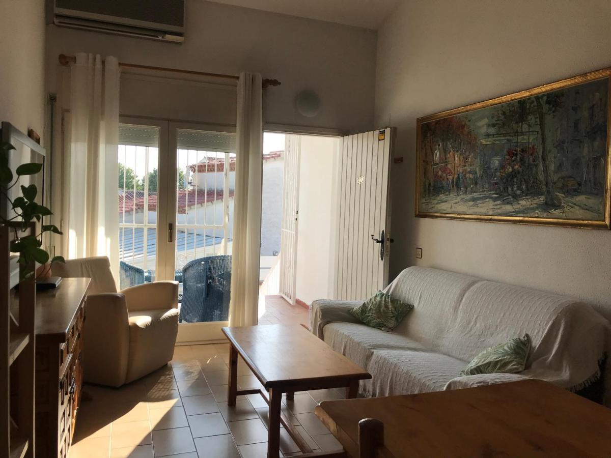 אמפוריבראבה Bonita Casa Adosada מראה חיצוני תמונה
